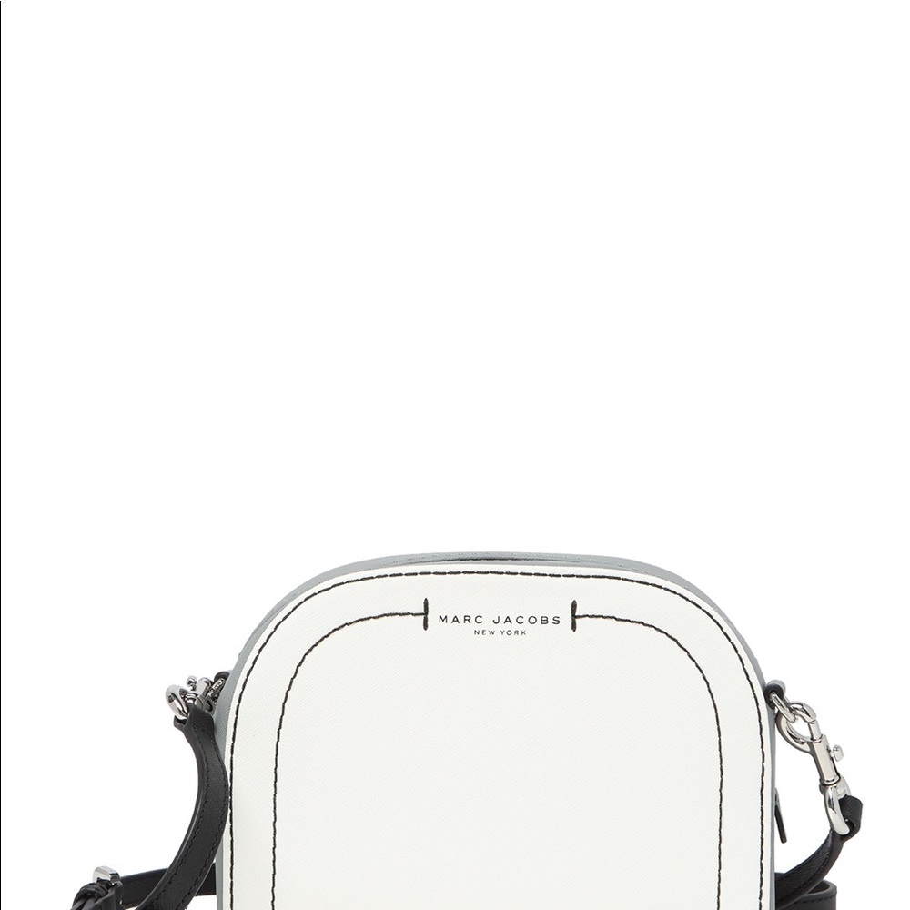 Marc Jacob’s crossbody purse
